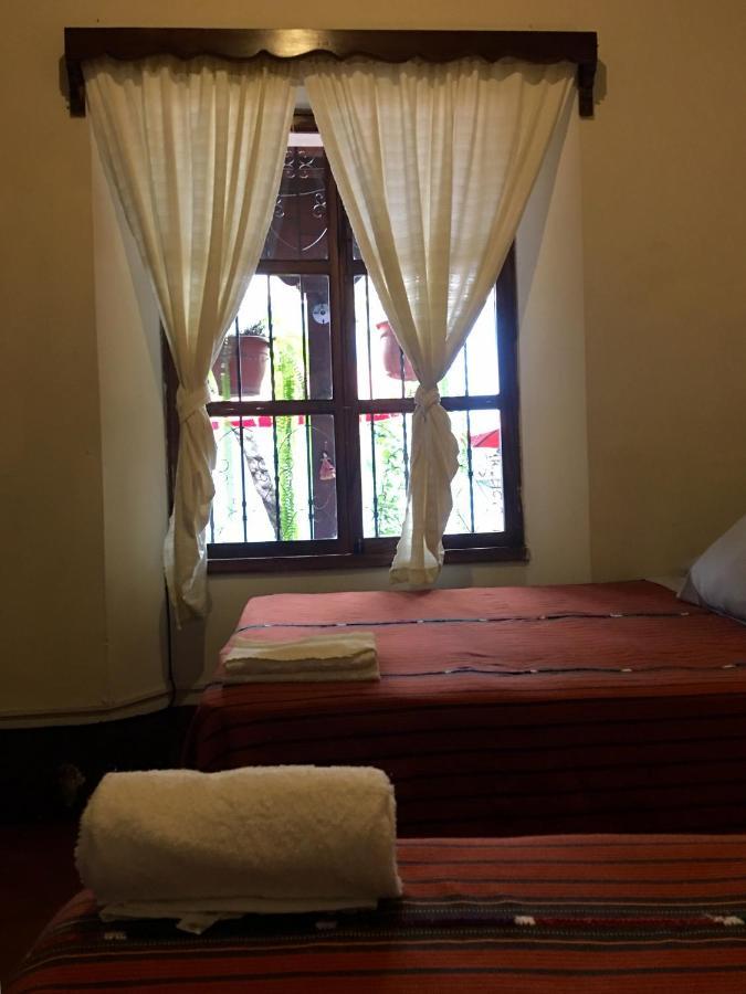 Dionisio Inn Antigua Exterior photo