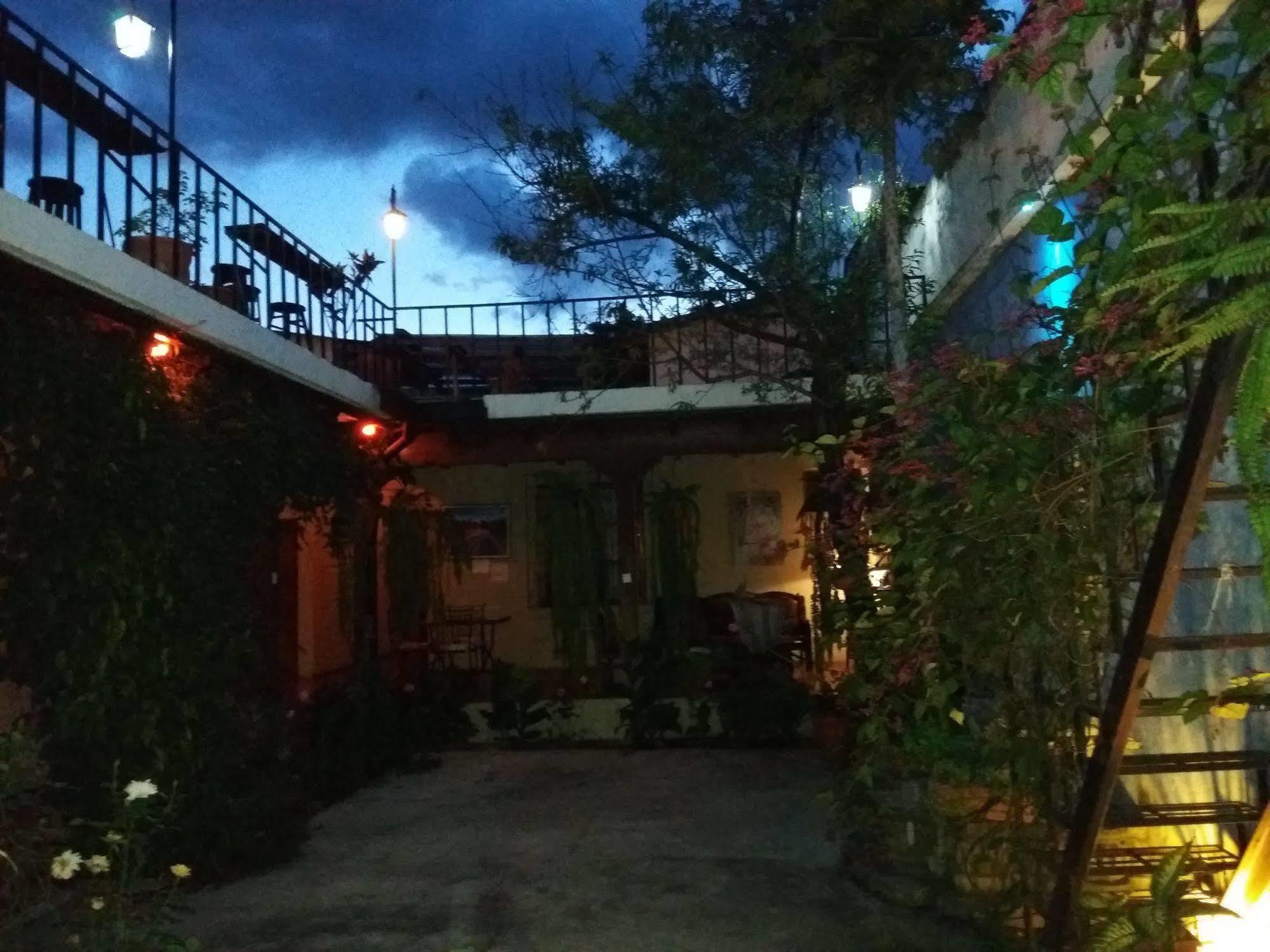 Dionisio Inn Antigua Exterior photo