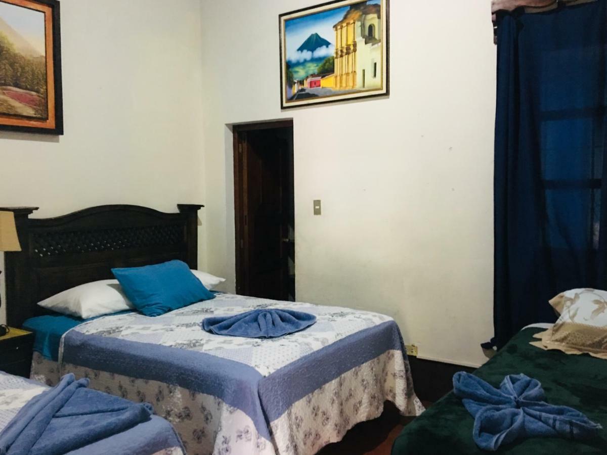 Dionisio Inn Antigua Exterior photo