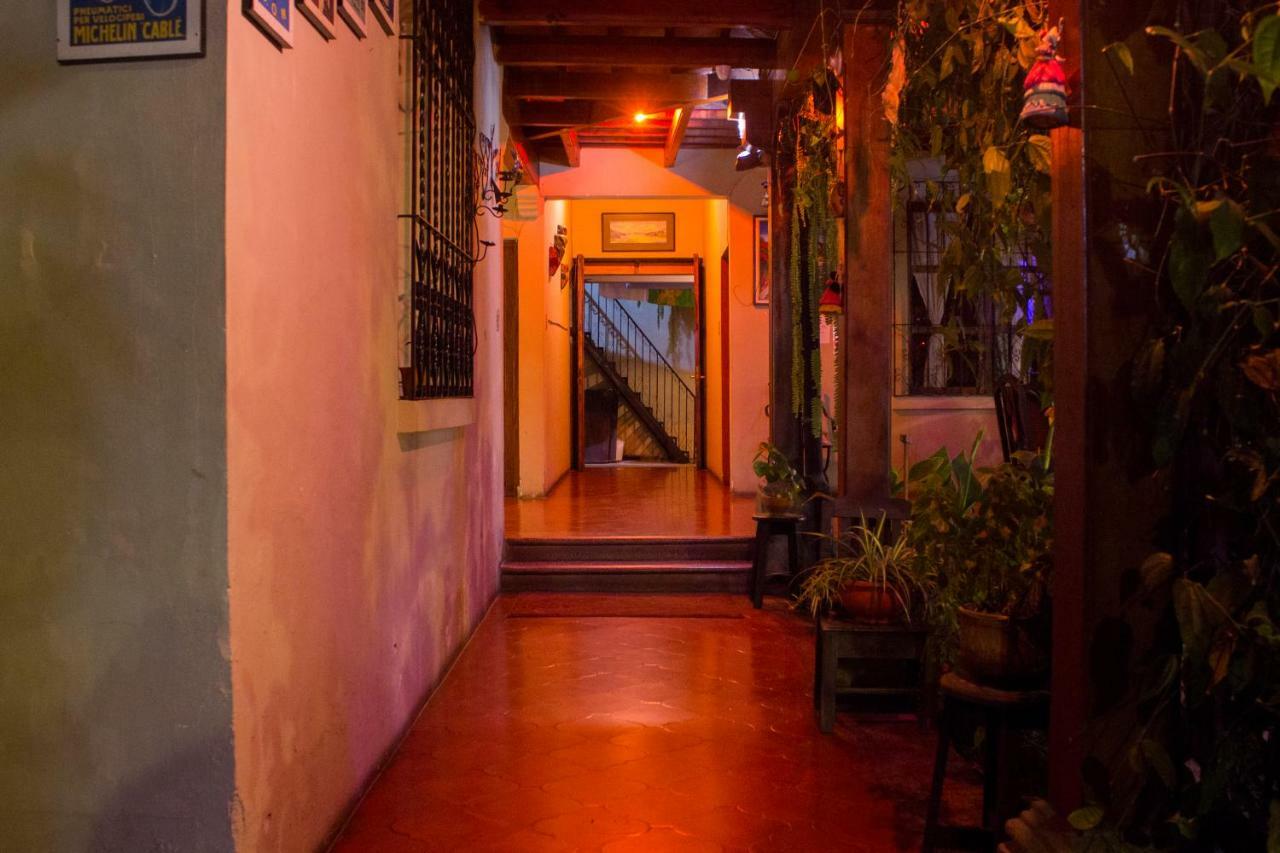 Dionisio Inn Antigua Exterior photo